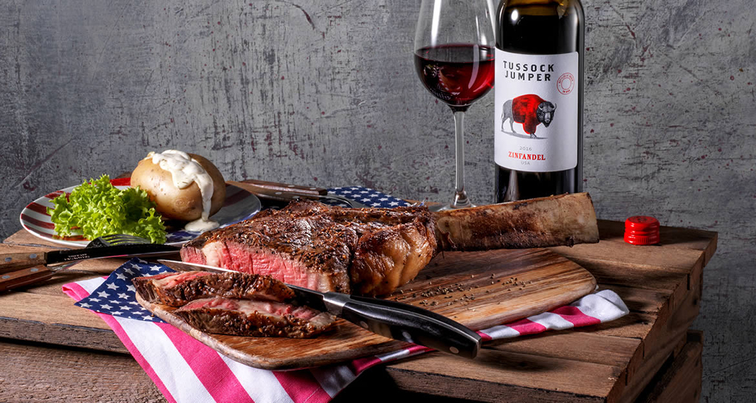 Sườn Bò Tomahawk